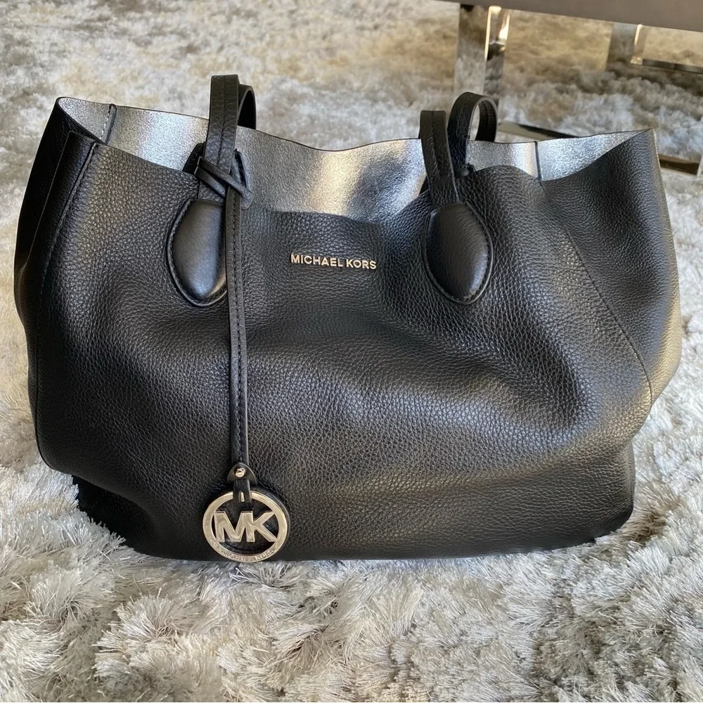 Michael Kors NWOT Black Leather Handbag